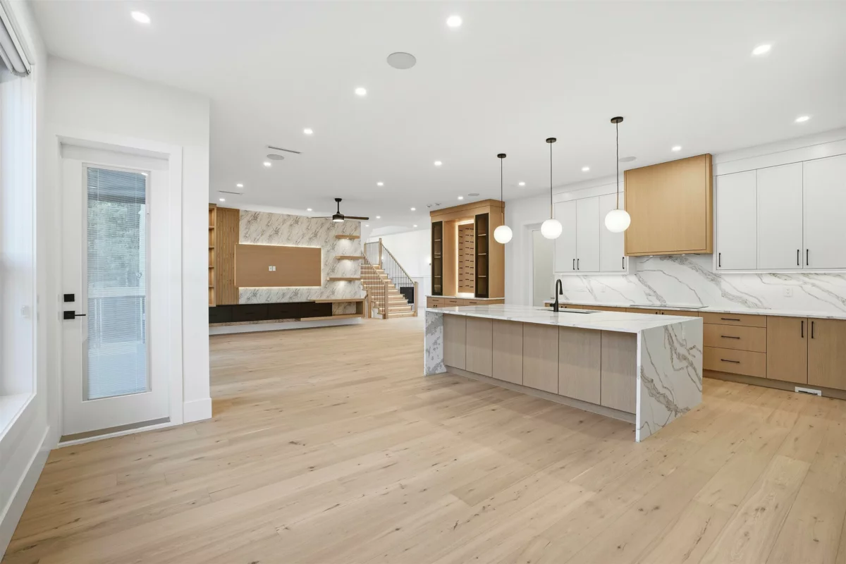 Walk-In Closet Photo of 2710 202 Street, Langley, BC