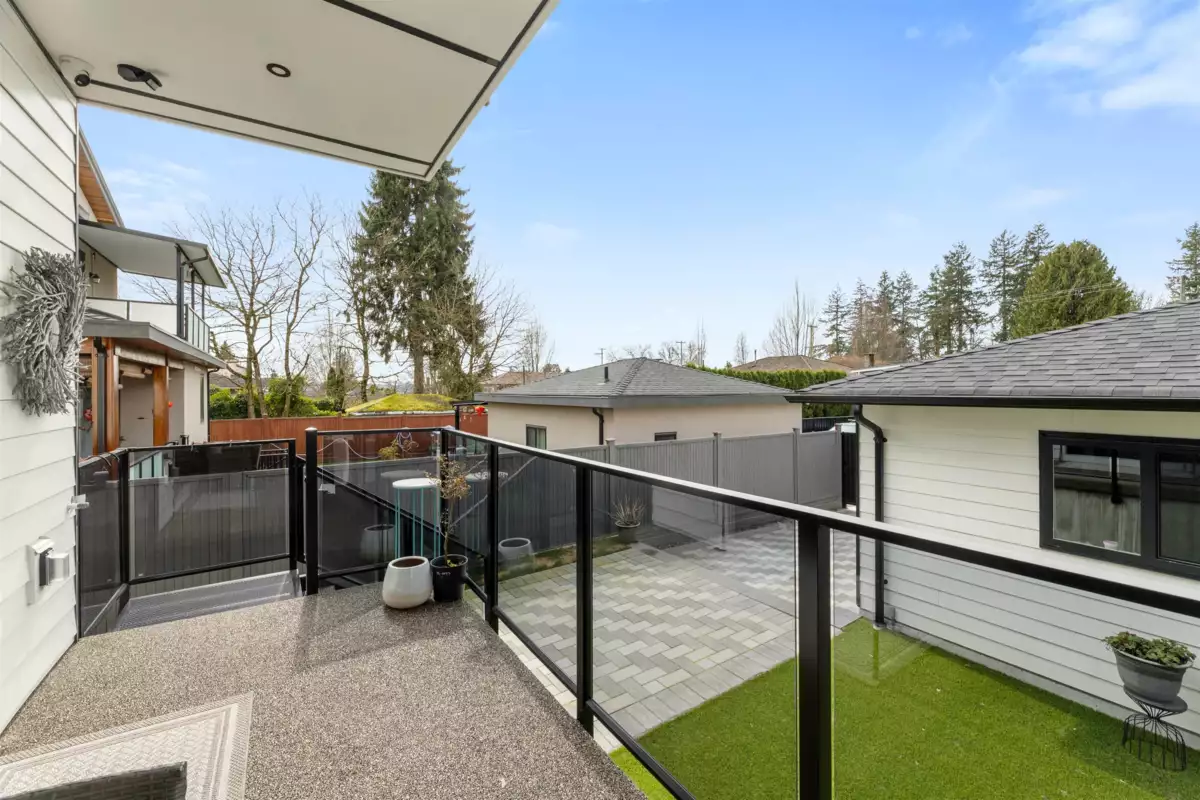 Neighborhood Park Photo Near 1707 Blaine Avenue, Burnaby, BC