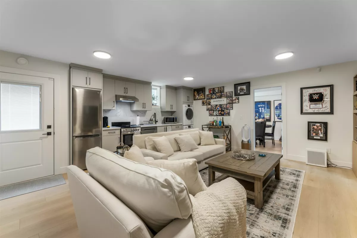 Outdoor Patio Photo of 1707 Blaine Avenue, Burnaby, BC