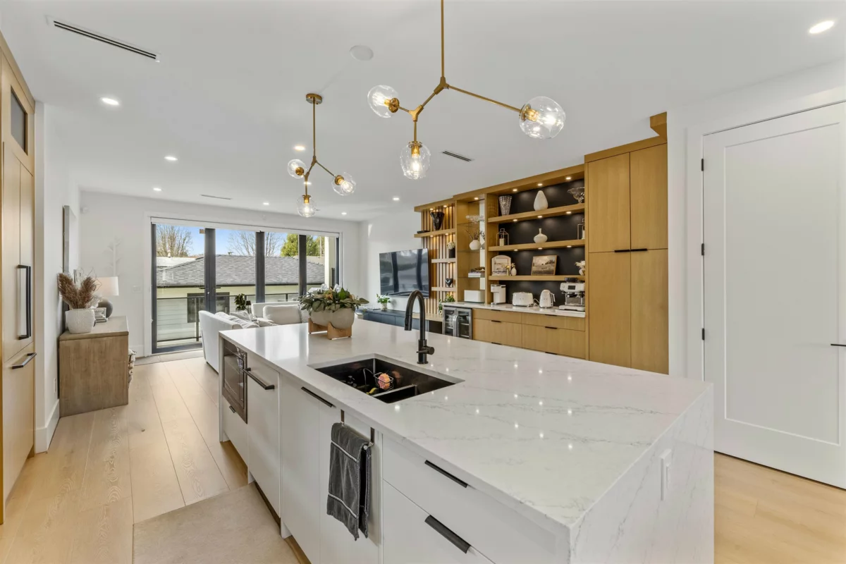 Primary Bathroom Photo of 1707 Blaine Avenue, Burnaby, BC