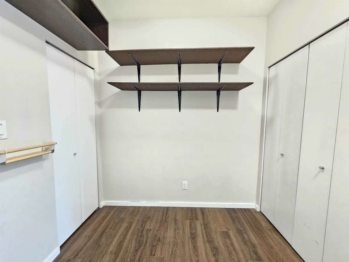 Office / Den Photo of 232 13768 108 Avenue, Surrey, BC