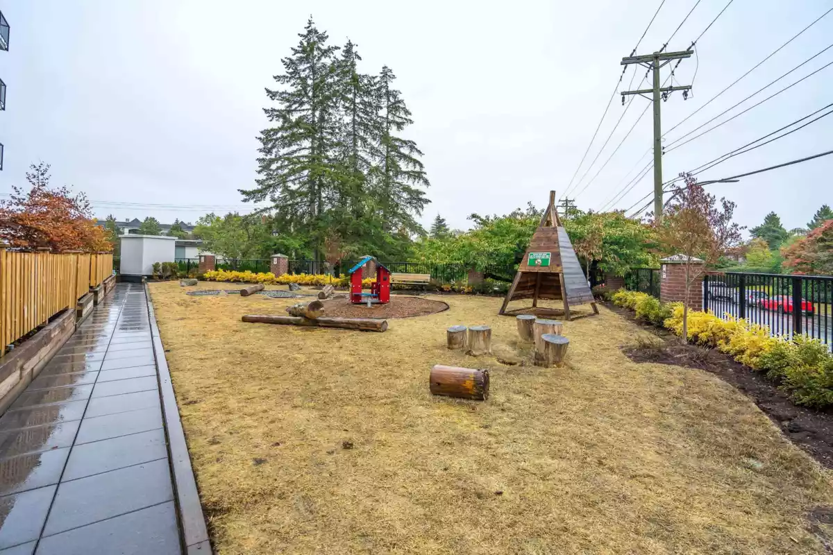 Mudroom Photo of 212 20686 Eastleigh Crescent, Langley, BC