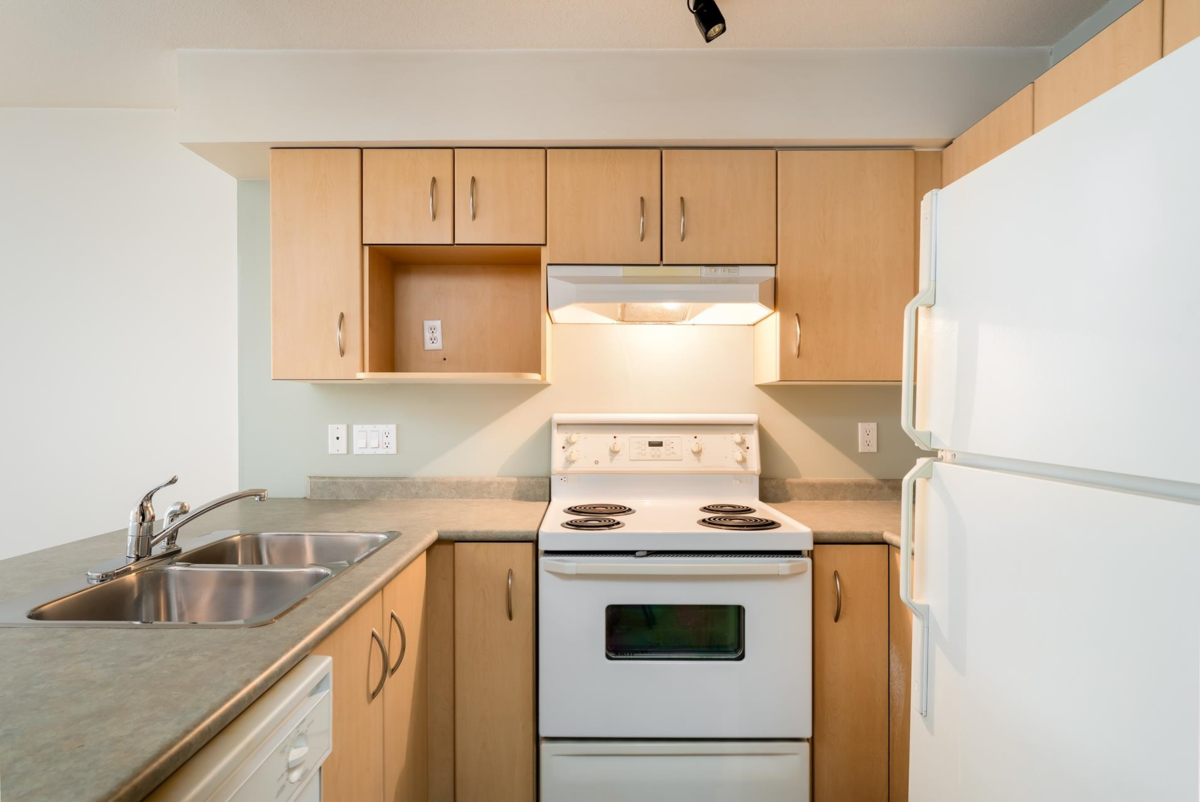 Primary Bathroom Photo of 218 332 Lonsdale Avenue, North Vancouver, BC