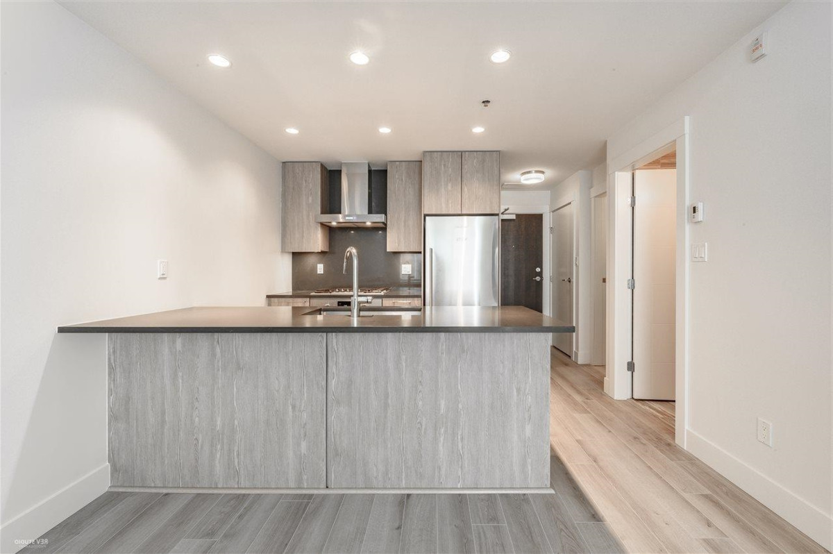 Family Room Photo of 206 10780 No. 5 Road, Richmond, BC