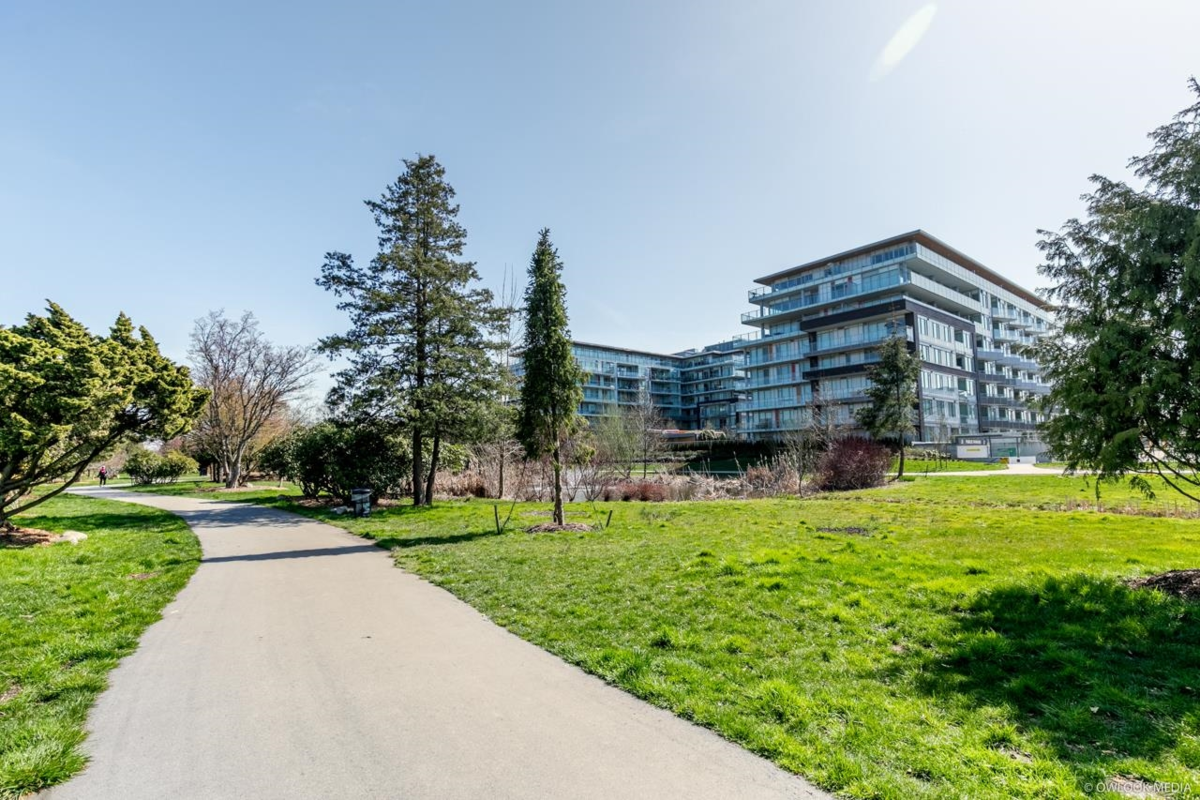 Office / Den Photo of 206 10780 No. 5 Road, Richmond, BC