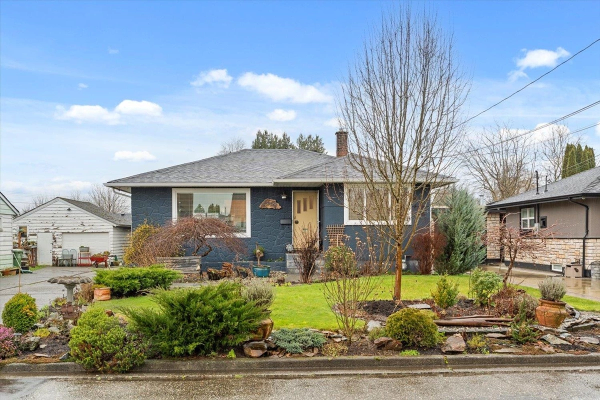Exterior Front Photo of 9759 George Street, Chilliwack, BC