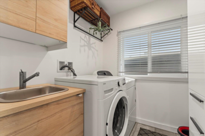 Laundry Room Photo of 9759 George Street, Chilliwack, BC