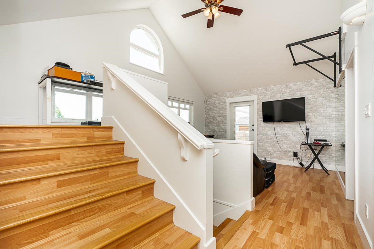 Mudroom Photo of 767 Edgar Avenue, Coquitlam, BC
