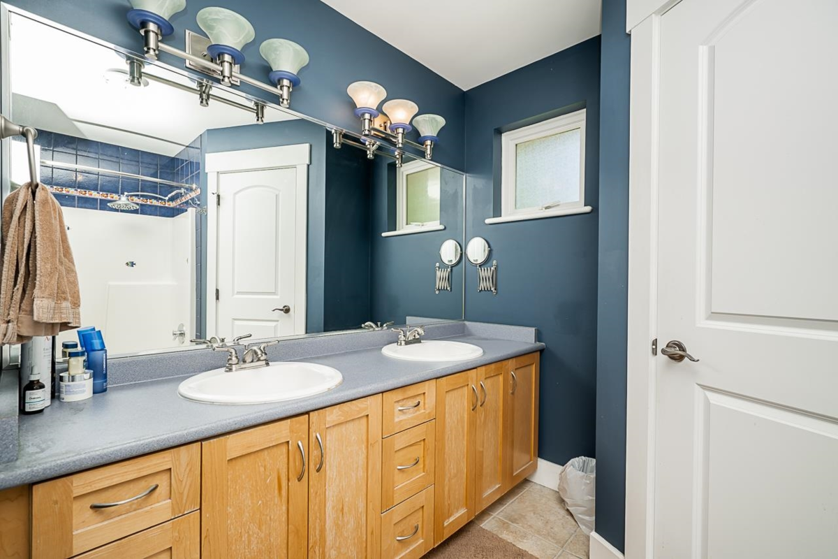 Staircase Photo of 767 Edgar Avenue, Coquitlam, BC