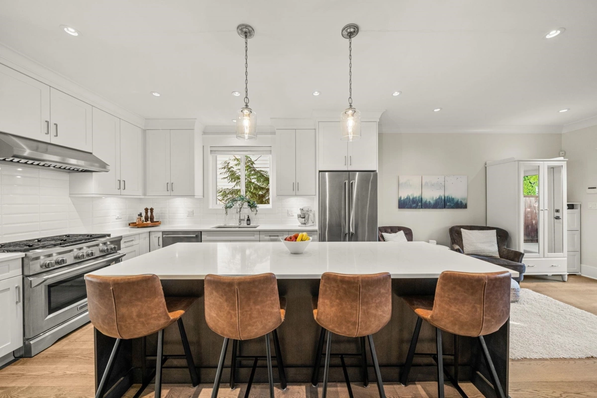 Dining Area Photo of 244 E 18th Street, North Vancouver, BC