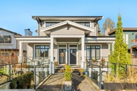244 E 18th Street, North Vancouver, BC