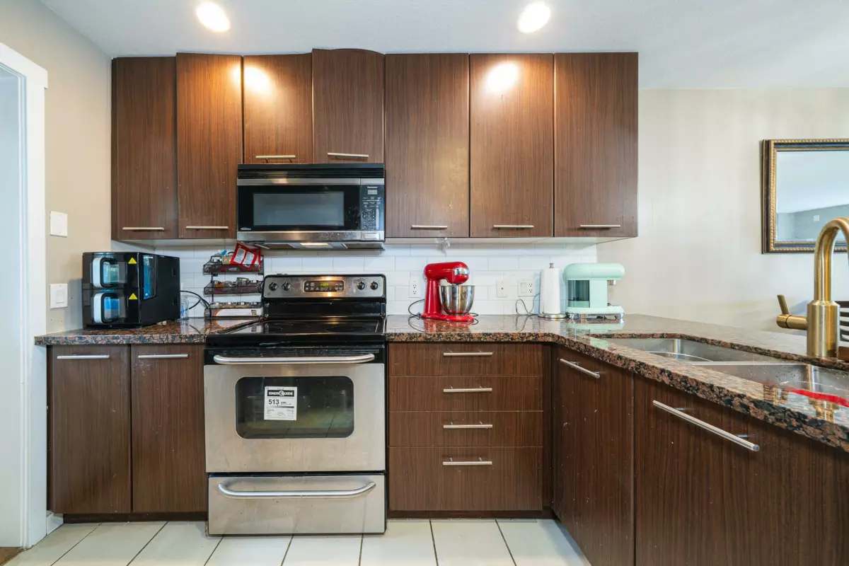 Breakfast Nook Photo of 45 7370 Stride Avenue, Burnaby, BC