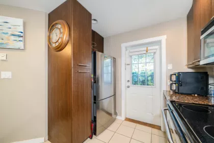 Primary Bathroom Photo of 45 7370 Stride Avenue, Burnaby, BC