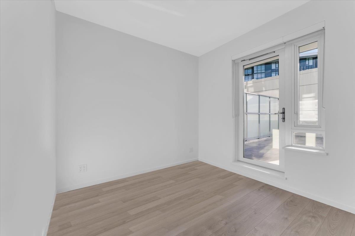 Bedroom 3 Photo of 933 6300 Minoru Boulevard, Richmond, BC