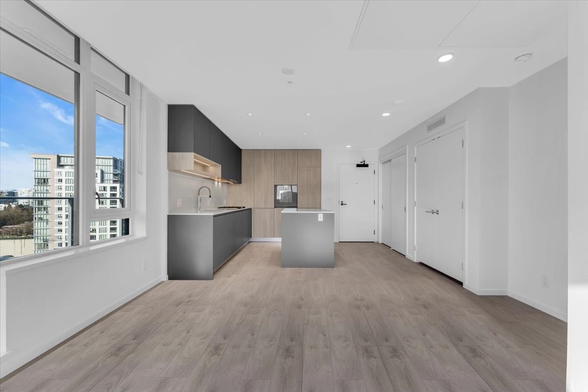 Kitchen Photo of 933 6300 Minoru Boulevard, Richmond, BC