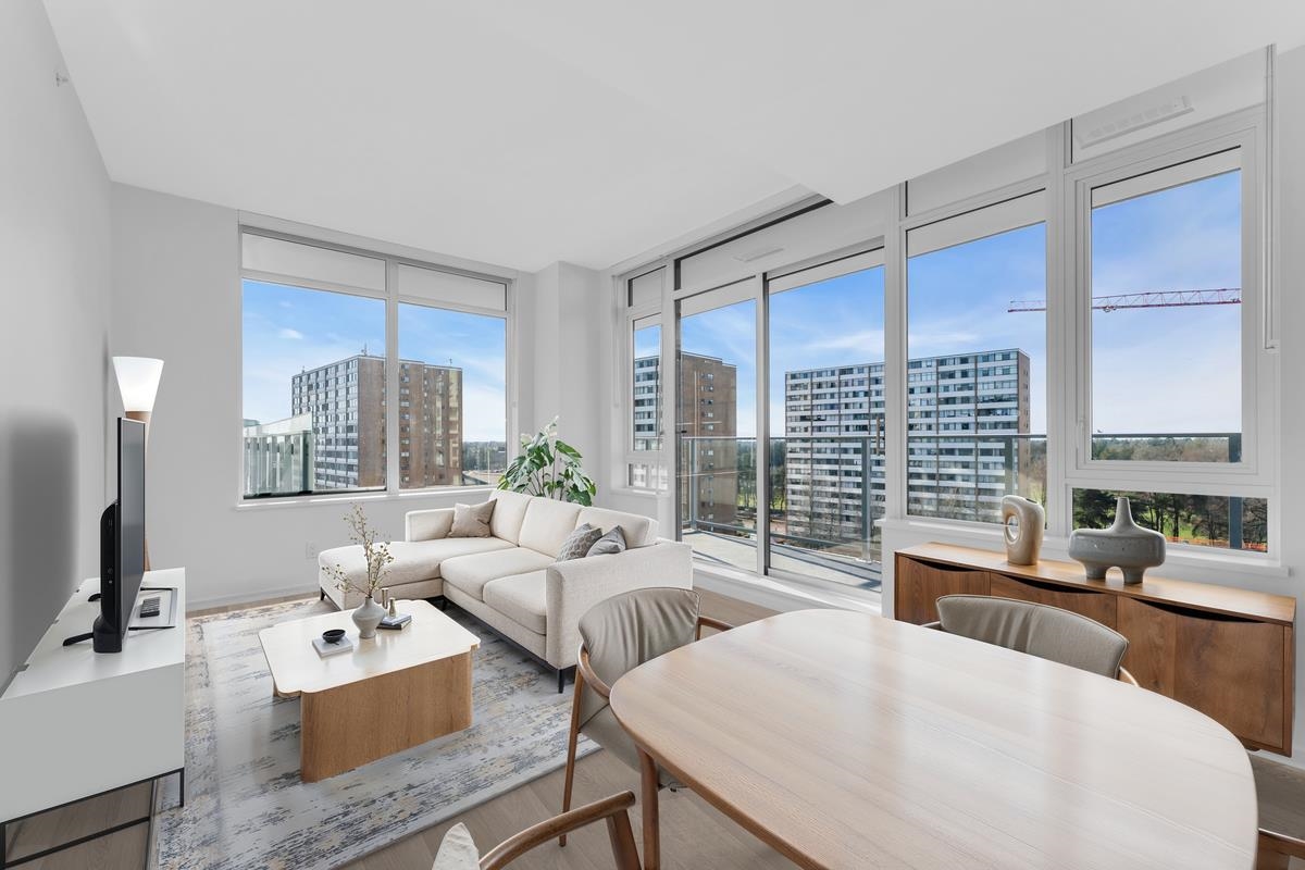 Living Room Photo of 933 6300 Minoru Boulevard, Richmond, BC