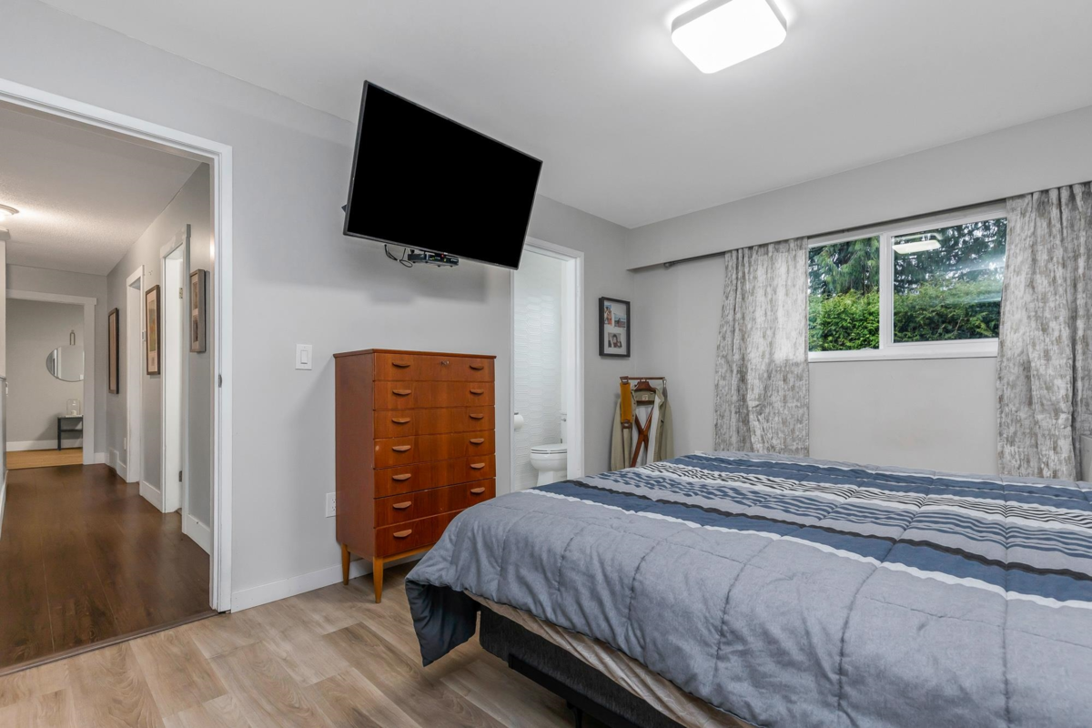 Basement Recreation Room Photo of 1130 Blue Heron Crescent, Port Coquitlam, BC