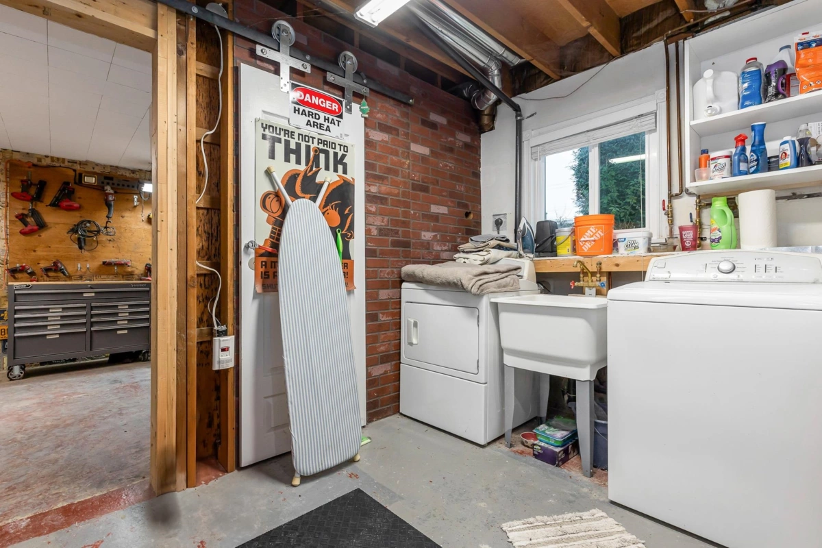 Front Yard Photo of 1130 Blue Heron Crescent, Port Coquitlam, BC