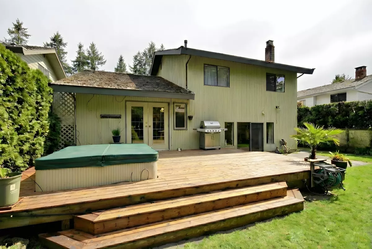 Garden / Landscaping Photo of 6830 Cedarbrook Place, Delta, BC