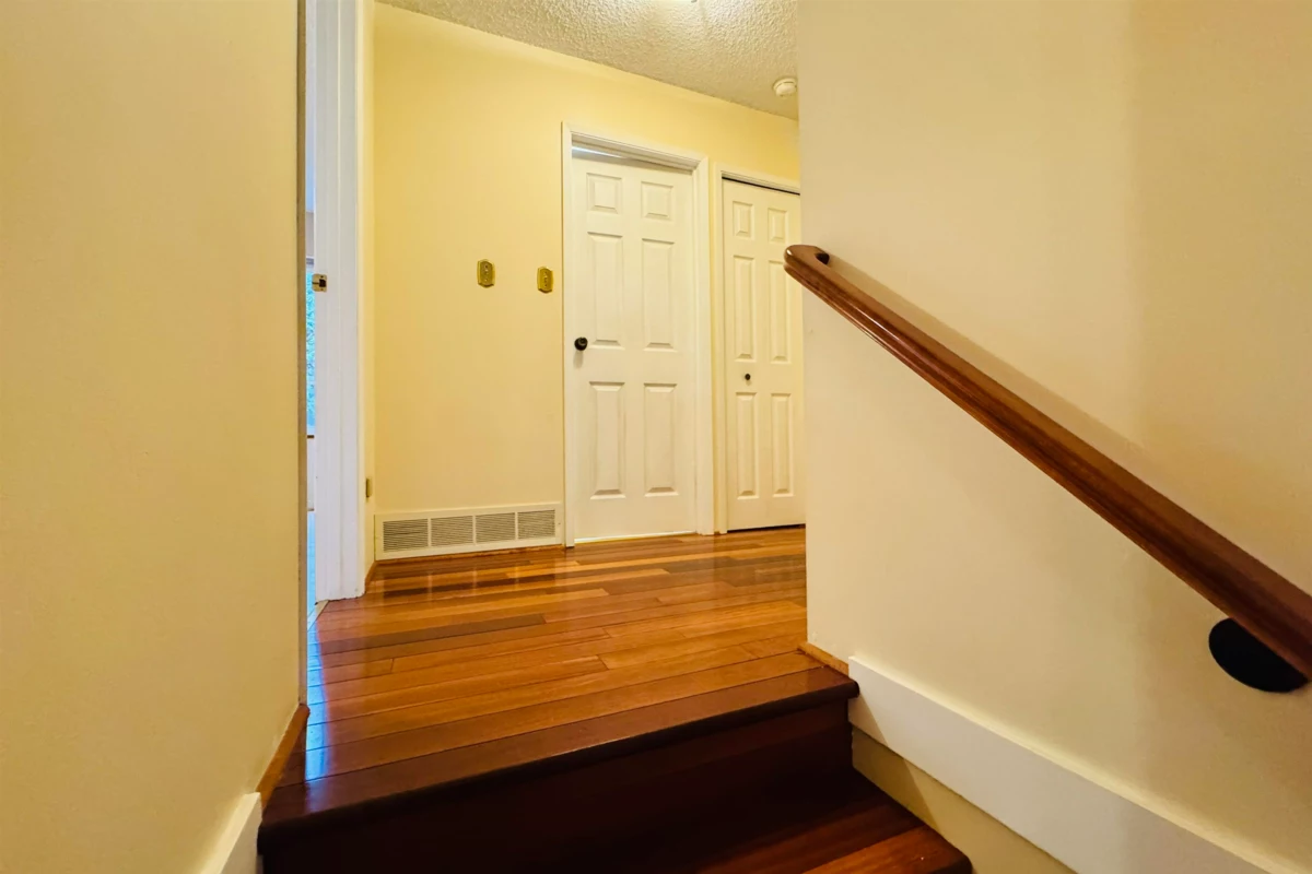 Outdoor Deck Photo of 6830 Cedarbrook Place, Delta, BC