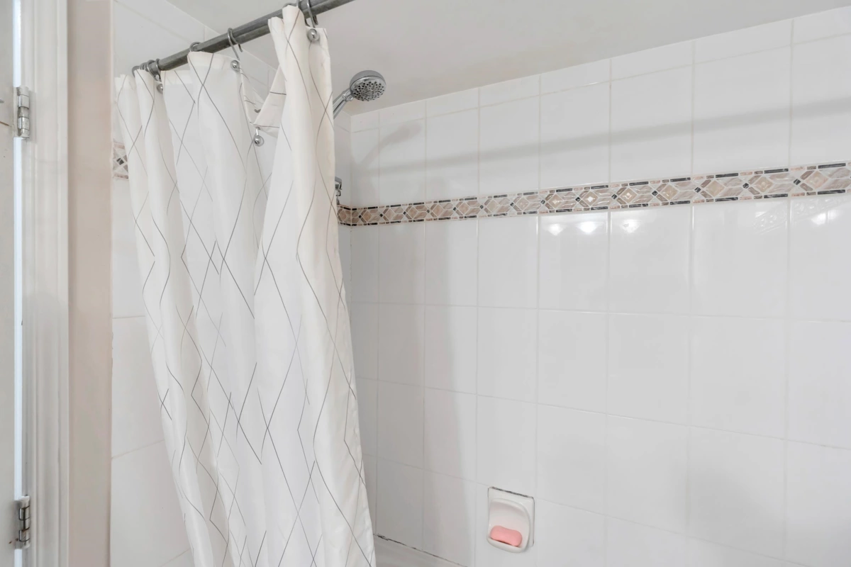 Family Room Photo of 502 928 Richards Street, Vancouver, BC