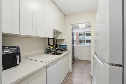 Pantry Photo of 508 2020 Fullerton Avenue, North Vancouver, BC