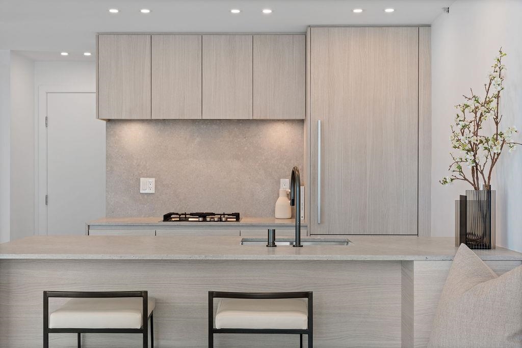 Kitchen Photo of 2206 1438 Richards Street, Vancouver, BC