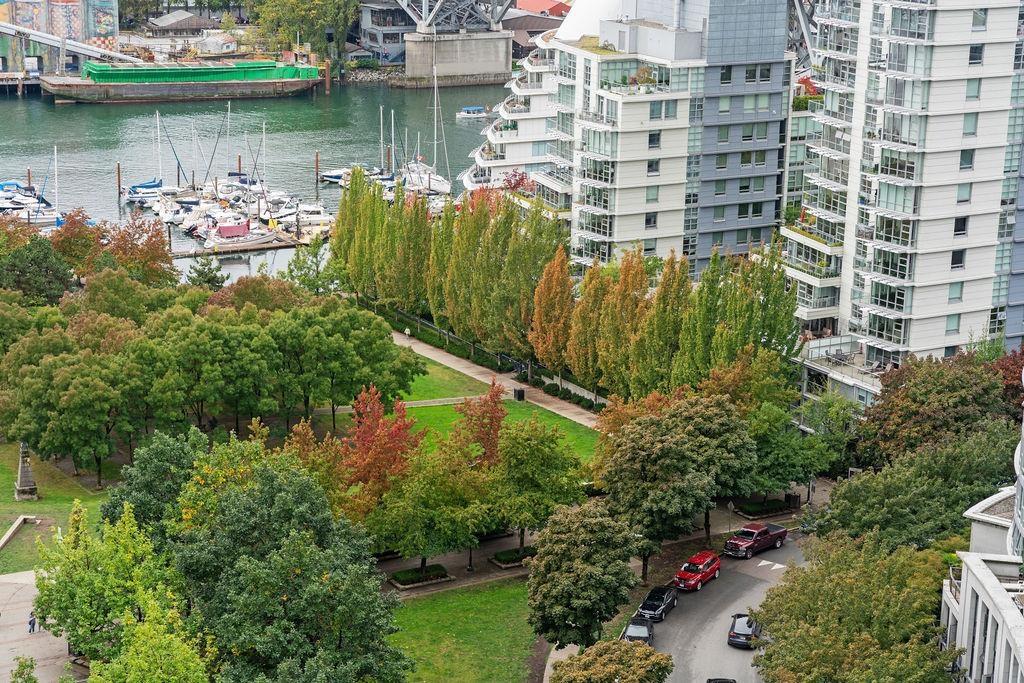 Outdoor Kitchen Photo of 2206 1438 Richards Street, Vancouver, BC