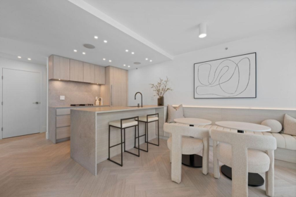 Front exterior of 2206 1438 Richards Street, Vancouver, BC