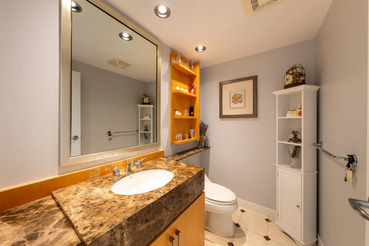 Entry Foyer Photo of 3601 1438 Richards Street, Vancouver, BC