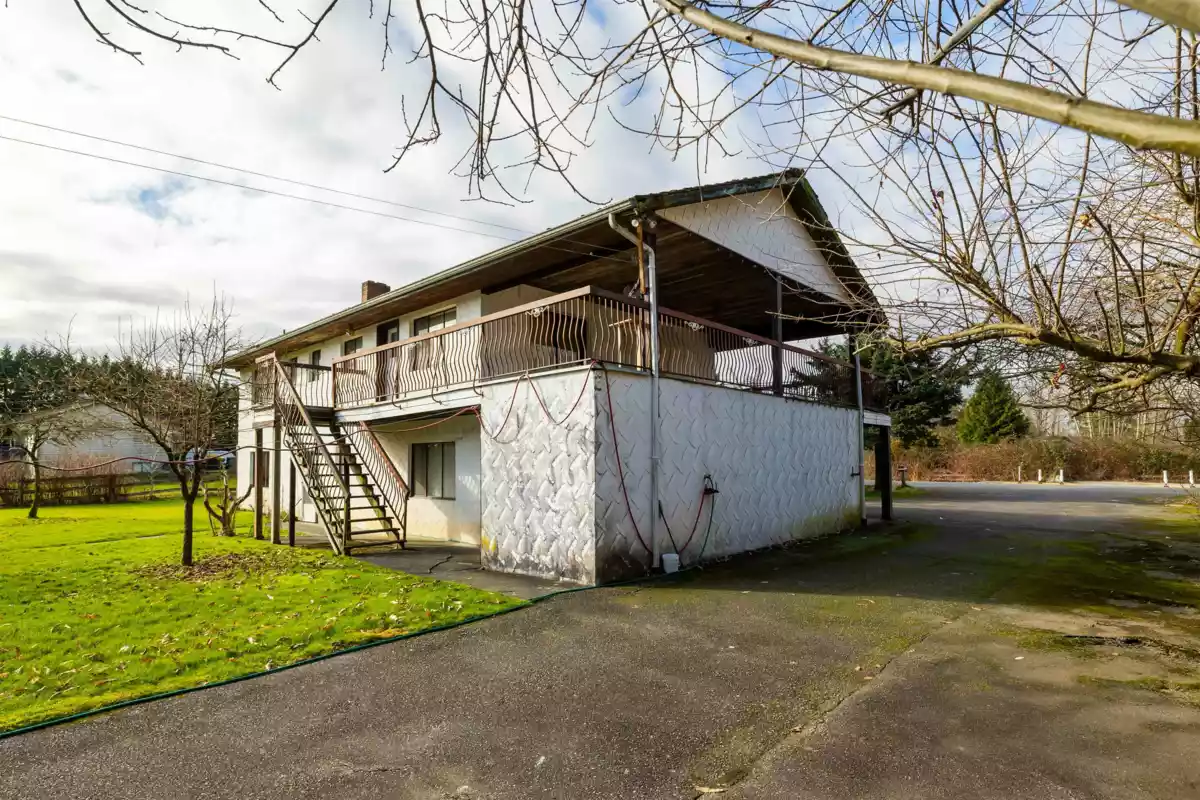 Guest Bathroom Photo of 7380 198b Street, Langley, BC