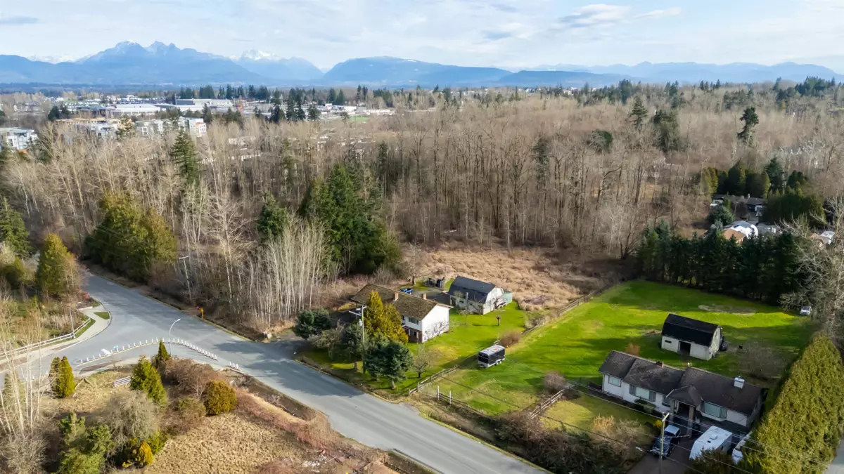 Kitchen Island Photo of 7380 198b Street, Langley, BC