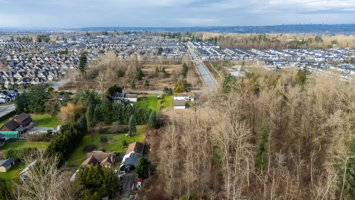 Kitchen Photo of 7380 198b Street, Langley, BC