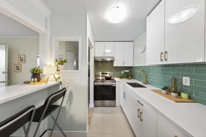 102 8040 Colonial Drive, Richmond, BC