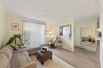 102 8040 Colonial Drive, Richmond, BC