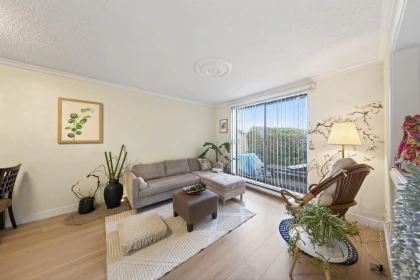 102 8040 Colonial Drive, Richmond, BC