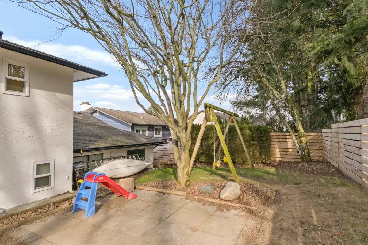 Backyard Photo of 3674 Nicomen Place, Abbotsford, BC