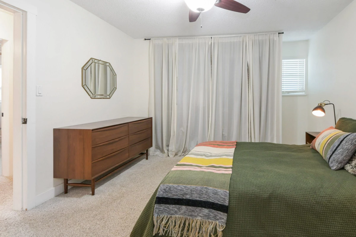 Guest Bathroom Photo of 3674 Nicomen Place, Abbotsford, BC