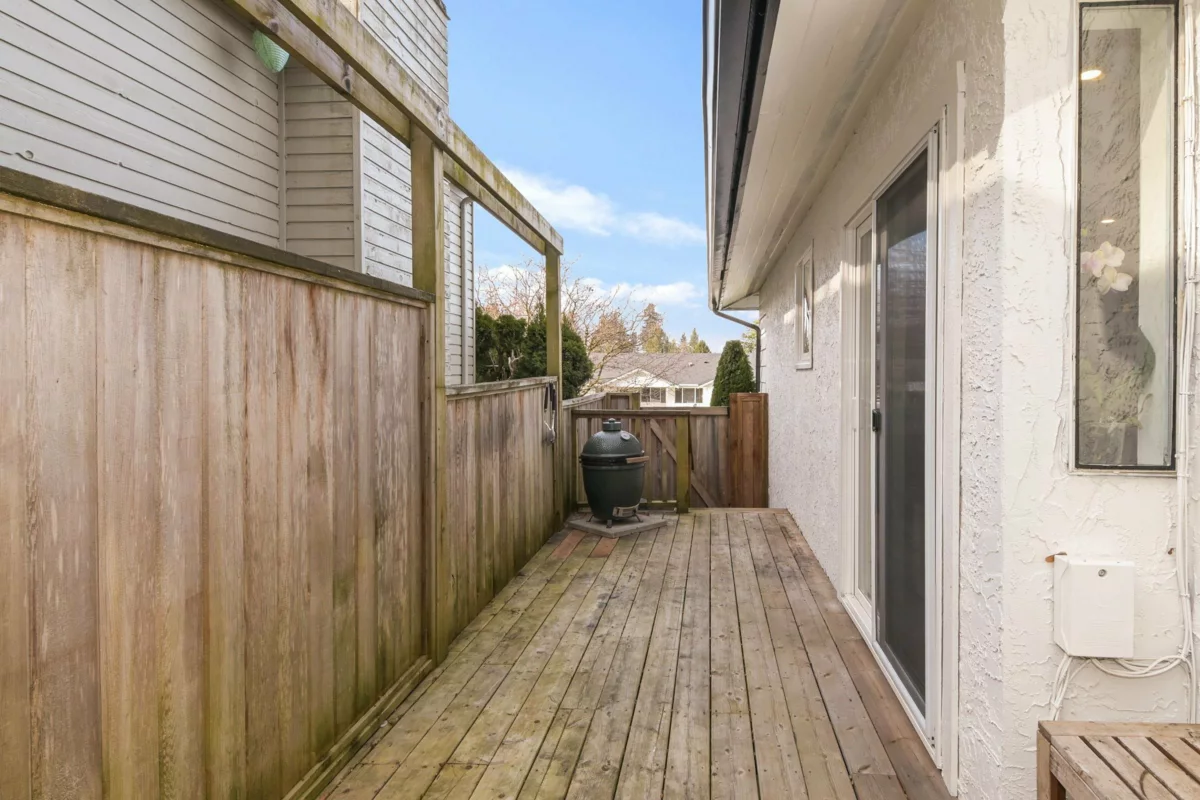 Staircase Photo of 3674 Nicomen Place, Abbotsford, BC