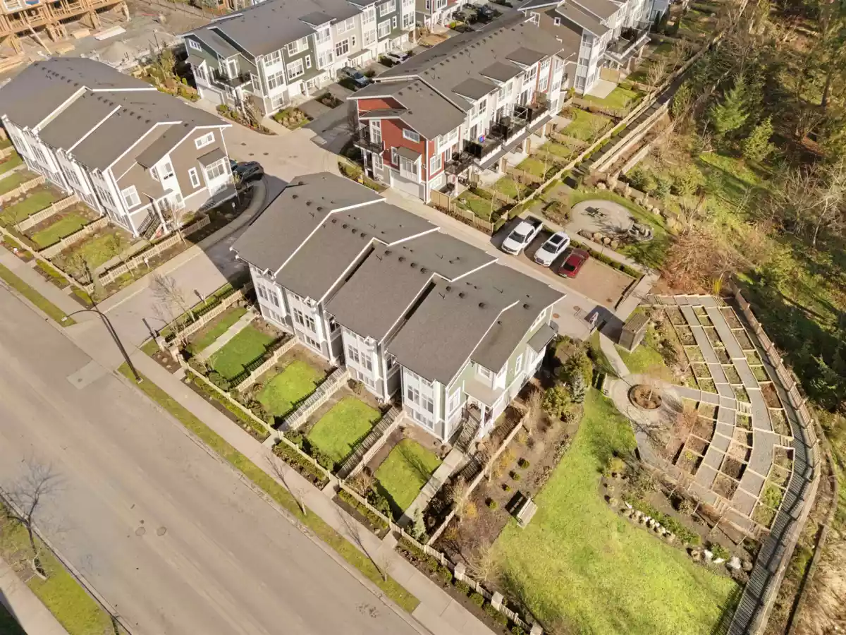 Backyard Photo of 95 24108 104 Avenue, Maple Ridge, BC