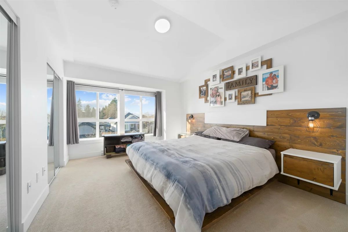 Guest Bathroom Photo of 95 24108 104 Avenue, Maple Ridge, BC