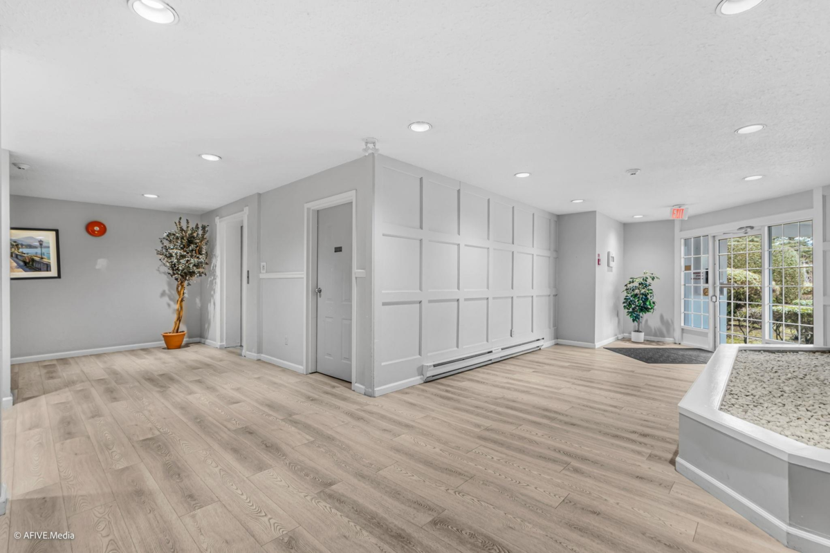 Living Room Photo of 204 32950 Amicus Place, Abbotsford, BC