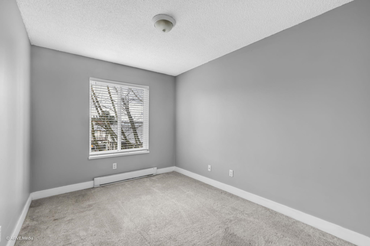 Primary Bedroom Photo of 204 32950 Amicus Place, Abbotsford, BC