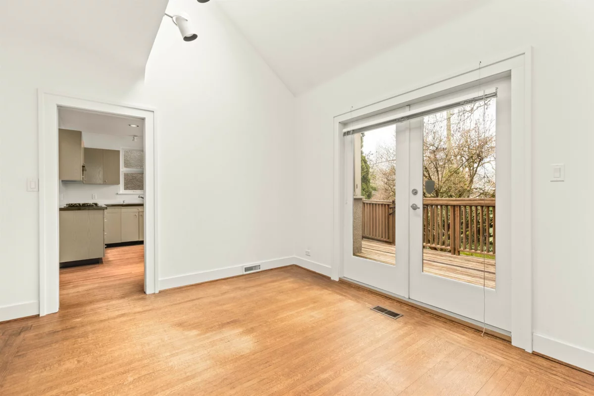 Dining Area Photo of 3545 W King Edward Avenue, Vancouver, BC