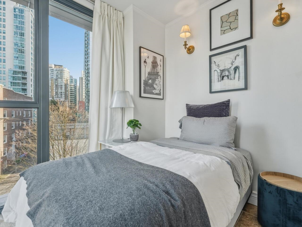 Garage Interior Photo of 502 1331 W Georgia Street, Vancouver, BC