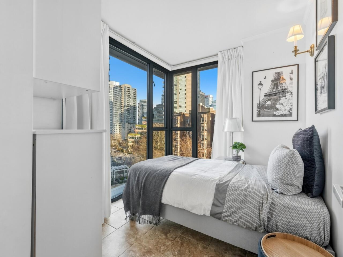 Outdoor Patio Photo of 502 1331 W Georgia Street, Vancouver, BC