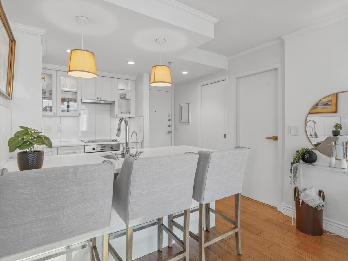 Pantry Photo of 502 1331 W Georgia Street, Vancouver, BC