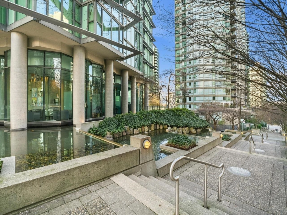 Street View Photo of 502 1331 W Georgia Street, Vancouver, BC