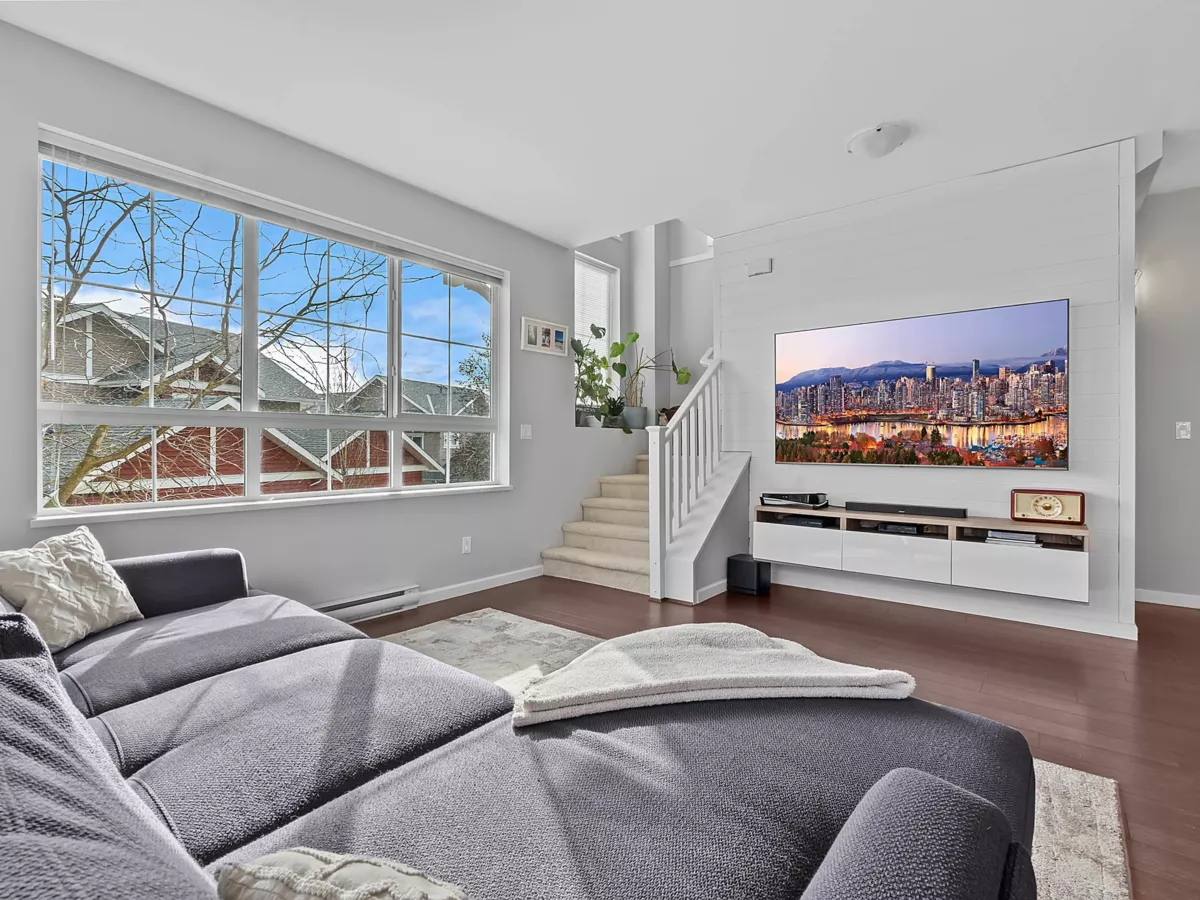 Laundry Room Photo of 25 19505 68a Avenue, Surrey, BC