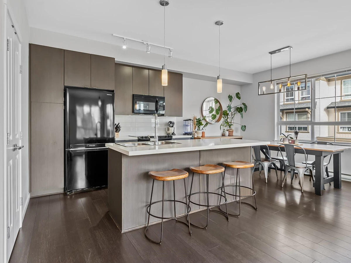 Primary Bedroom Photo of 25 19505 68a Avenue, Surrey, BC